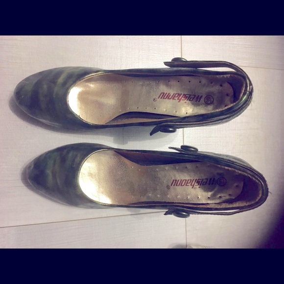 Marble Green Round Toe Pumps High Heels ๐ ๐ With Straps - Picture 5 of 8